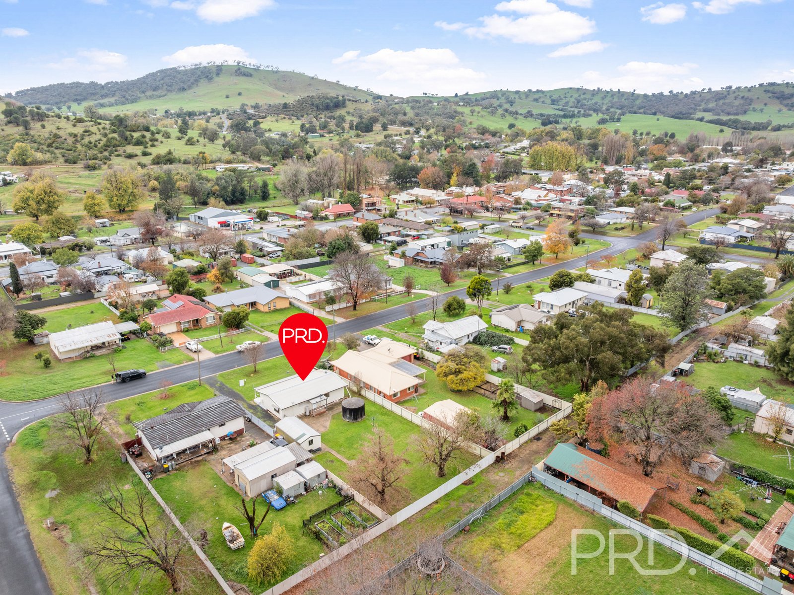 77 Lockhart Street ADELONG 19
