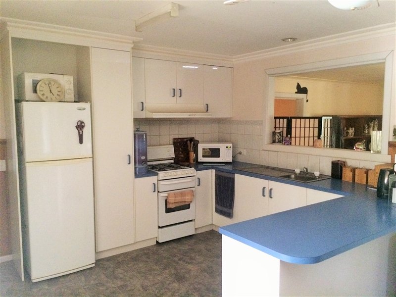 77 Mackenzie Street West  GOLDEN SQUARE 2