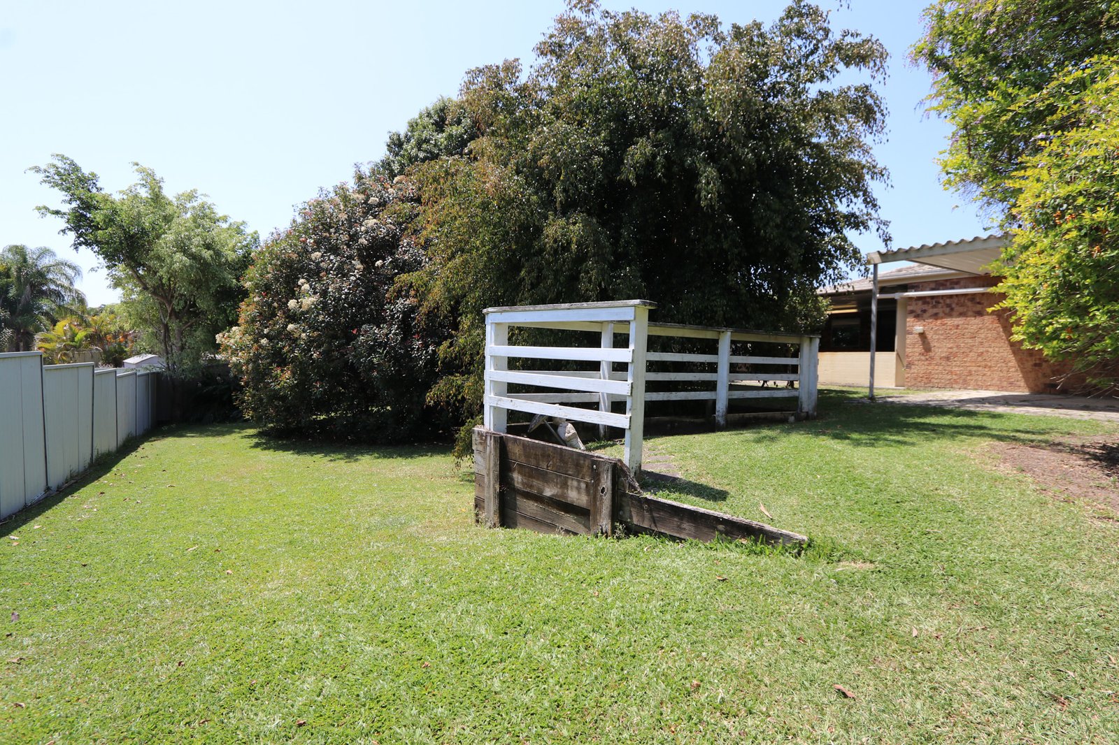 77 Macquarie Avenue MOLENDINAR 2