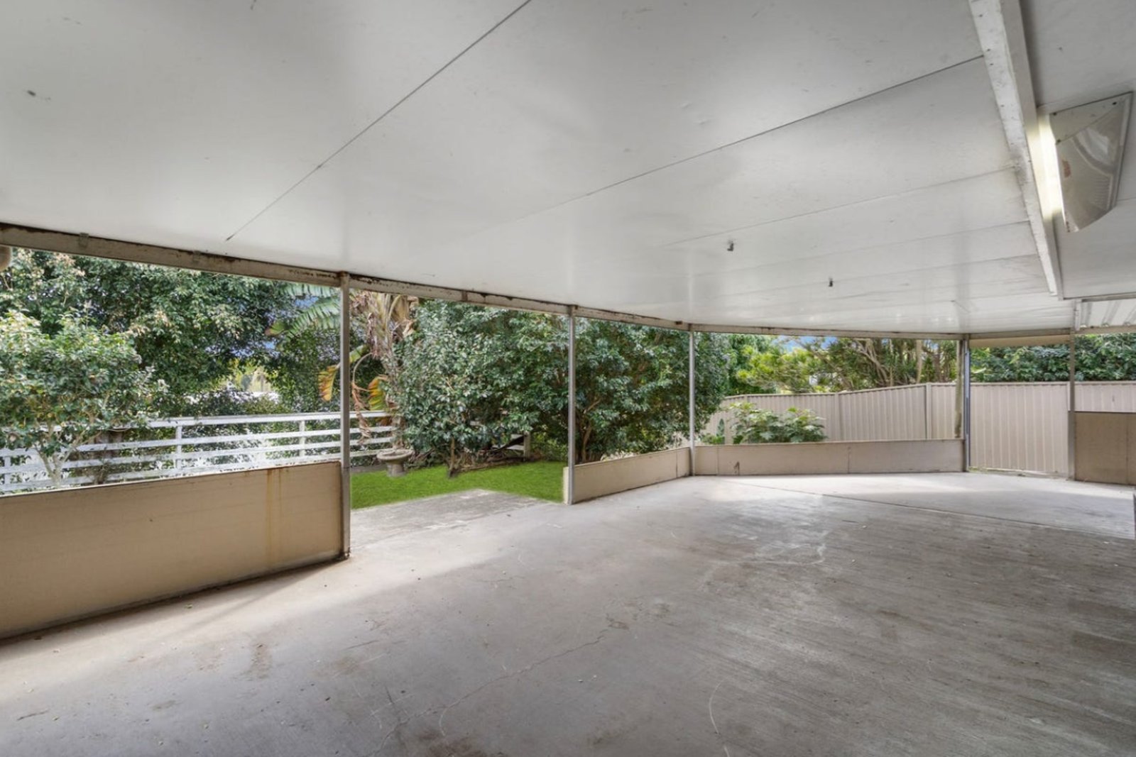 77 Macquarie Avenue MOLENDINAR 3