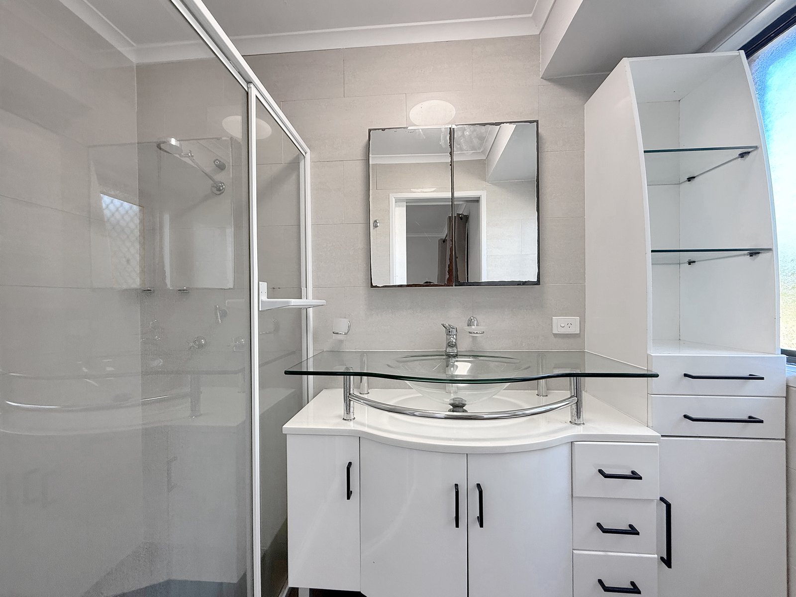 77 Macquarie Avenue MOLENDINAR 10