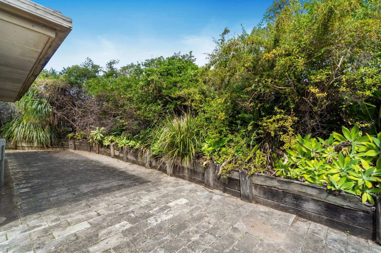 77 Macquarie Avenue MOLENDINAR 22