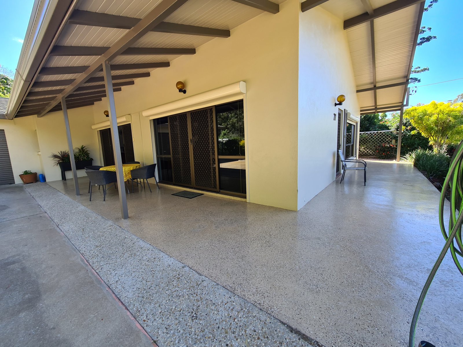 77 MALPAS Street BOYNE ISLAND 10