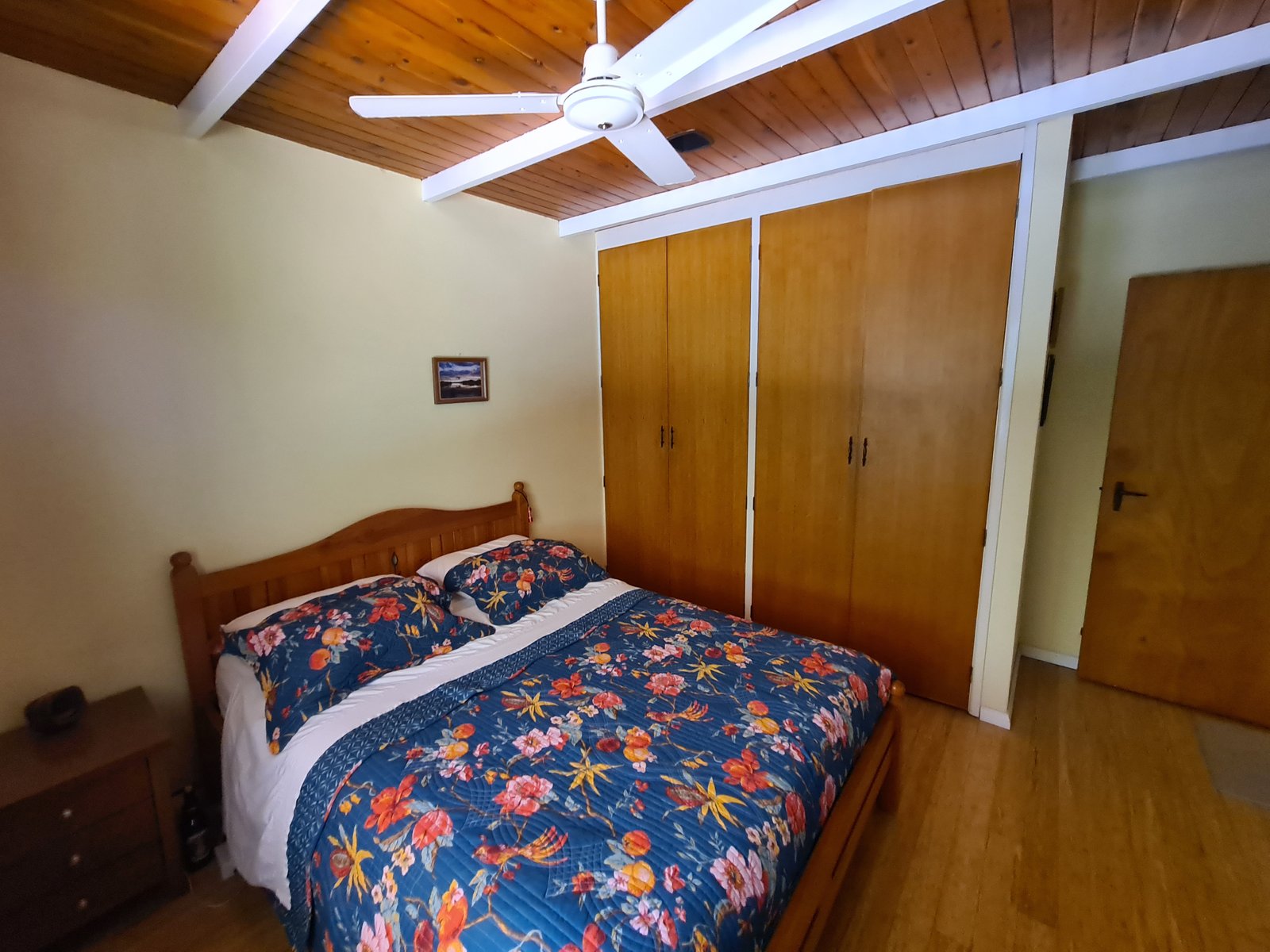 77 MALPAS Street BOYNE ISLAND 22