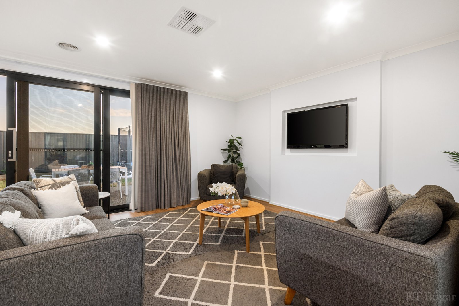 Real Estate and Property in 77 Miranda Crescent, St Leonards, VIC