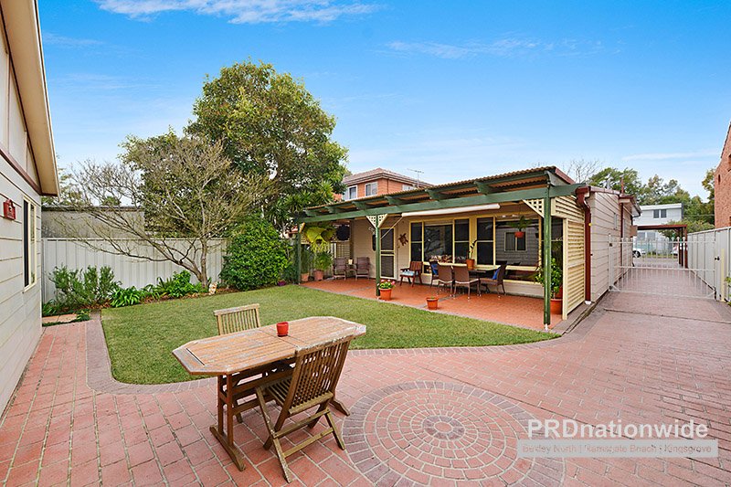 77 Monterey Street MONTEREY 7