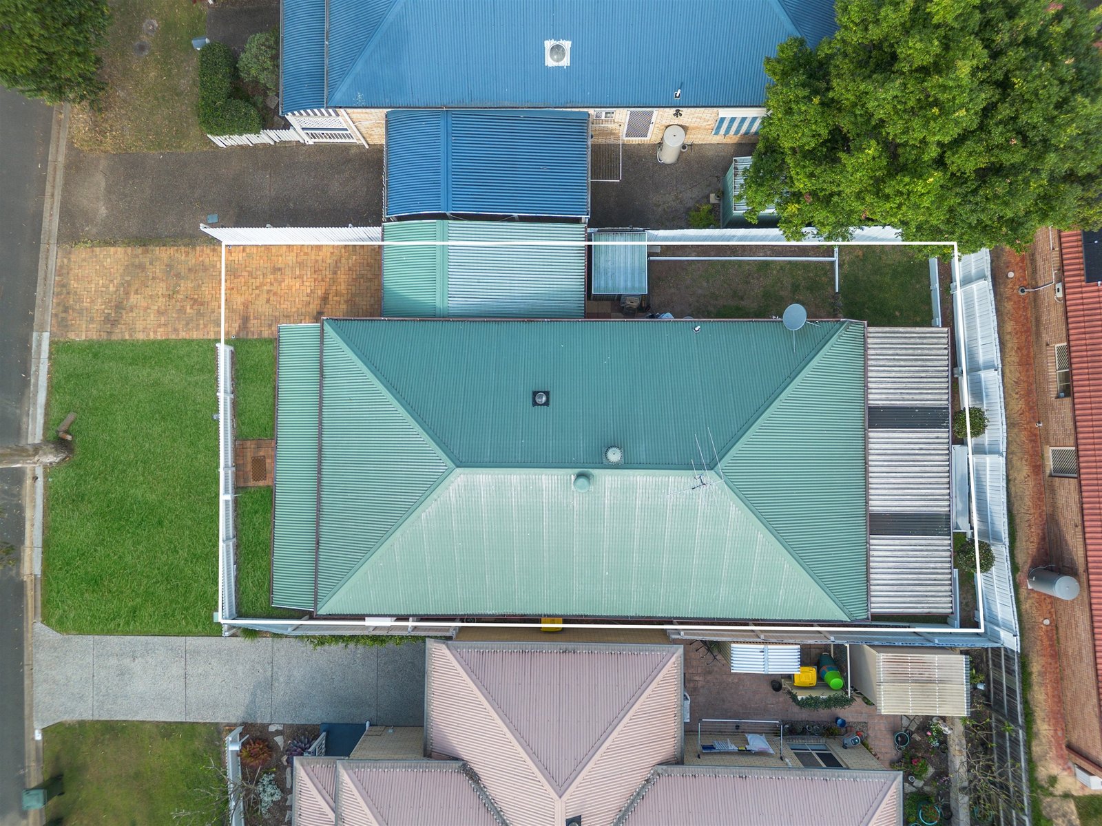 77 Mulgrave Crescent FOREST LAKE 13