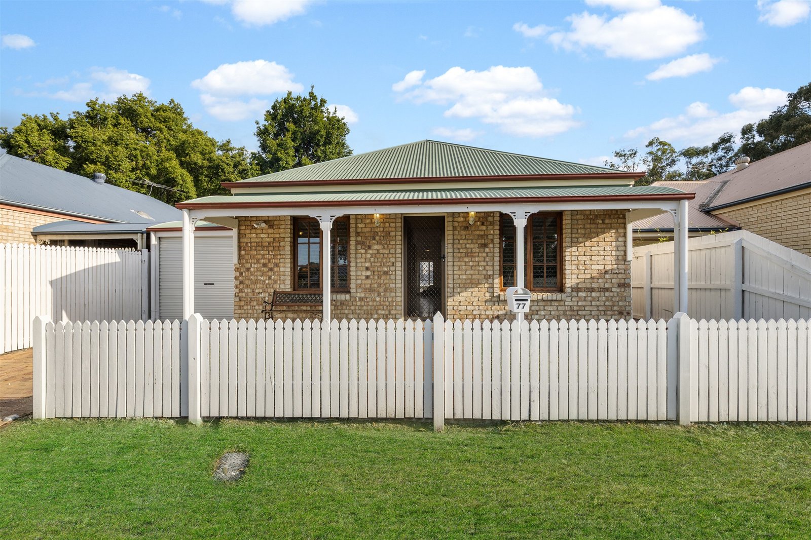 77 Mulgrave Crescent FOREST LAKE 15