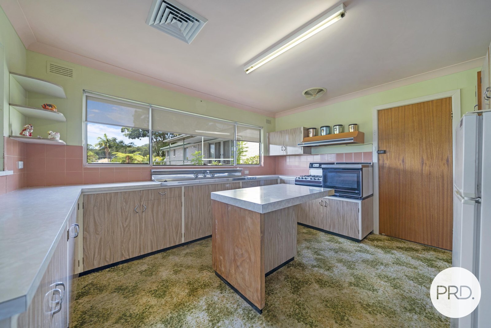 77 Norman Street LAURIETON 7