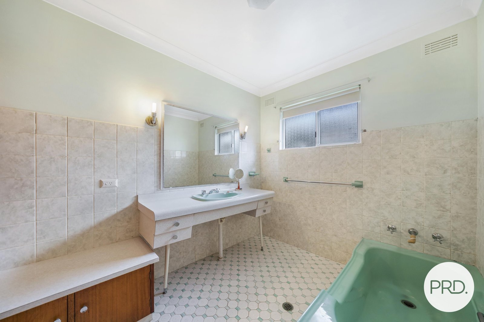 77 Norman Street LAURIETON 10