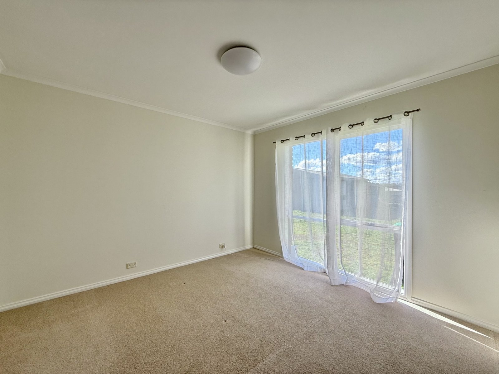 Real Estate and Property in 77 Northumberland Road, Kyneton, VIC