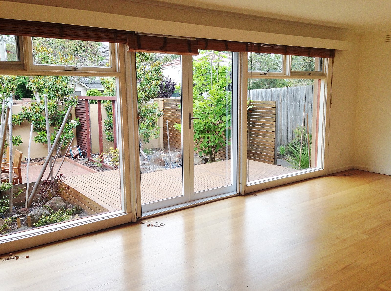 Gallery: 77 Oak Street