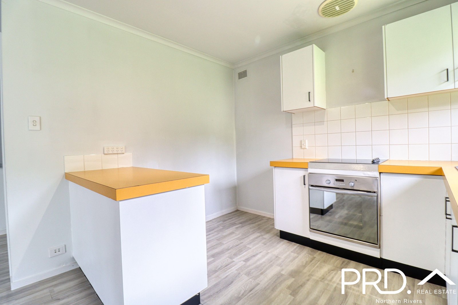 77 Phillip Street GOONELLABAH 6