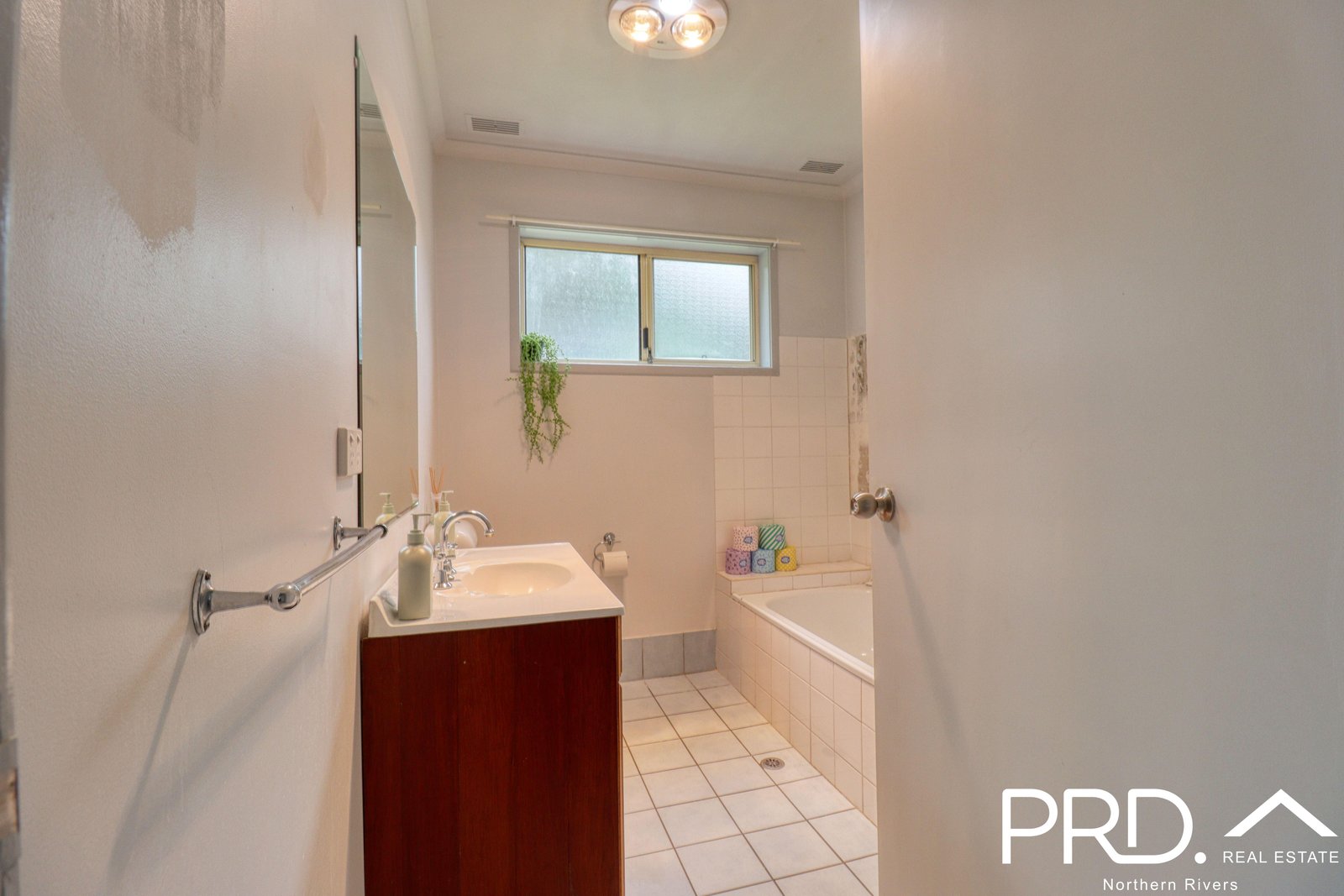 77 Phillip Street GOONELLABAH 16