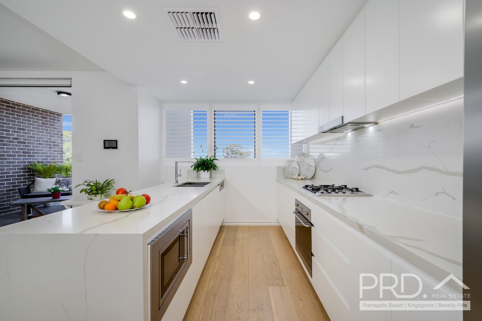 7/7 Pittwater Road GLADESVILLE 4