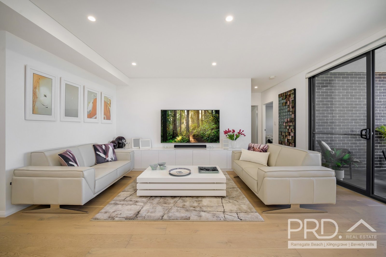 7/7 Pittwater Road GLADESVILLE 11