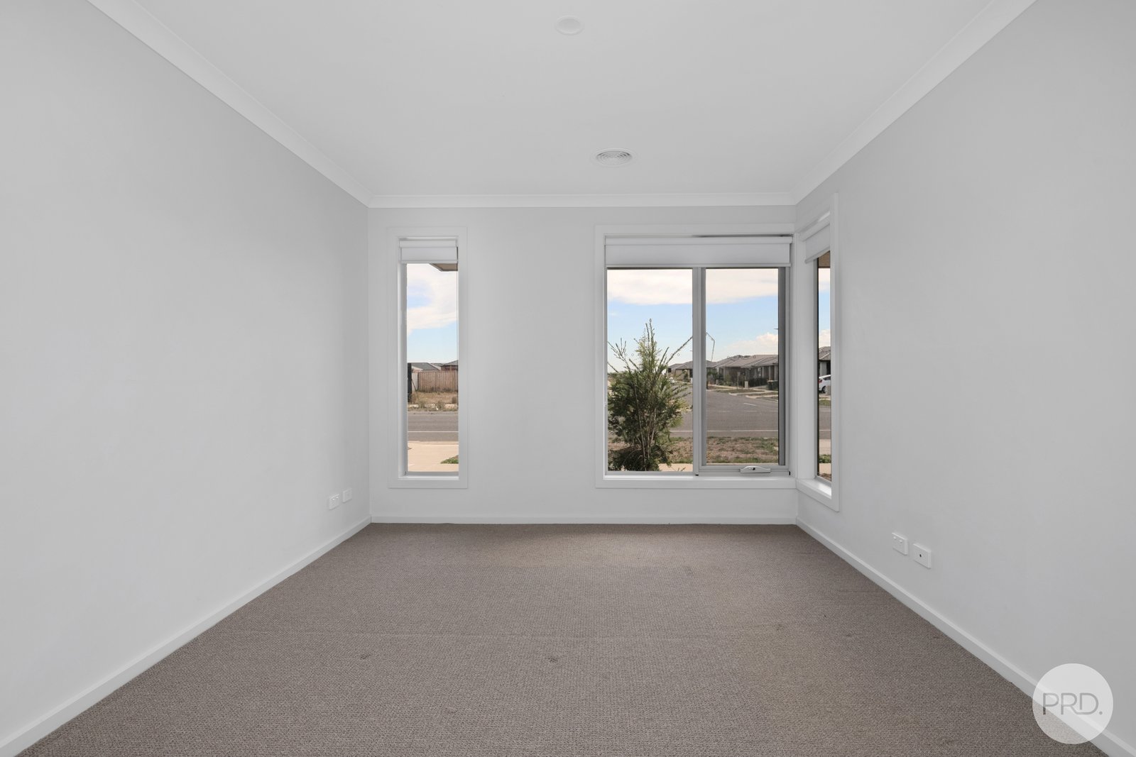 77 Presentation Boulevard WINTER VALLEY 5