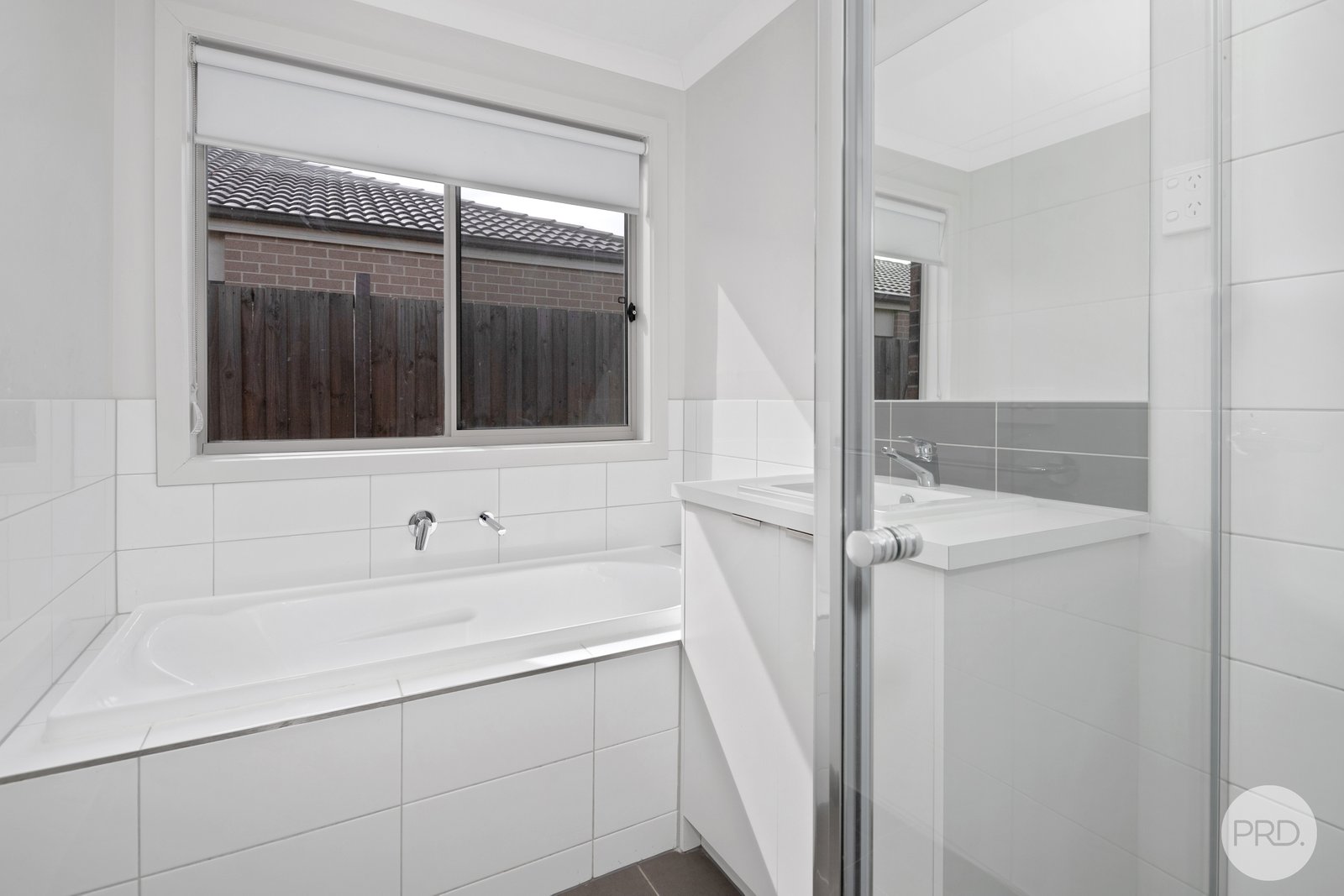 77 Presentation Boulevard WINTER VALLEY 8