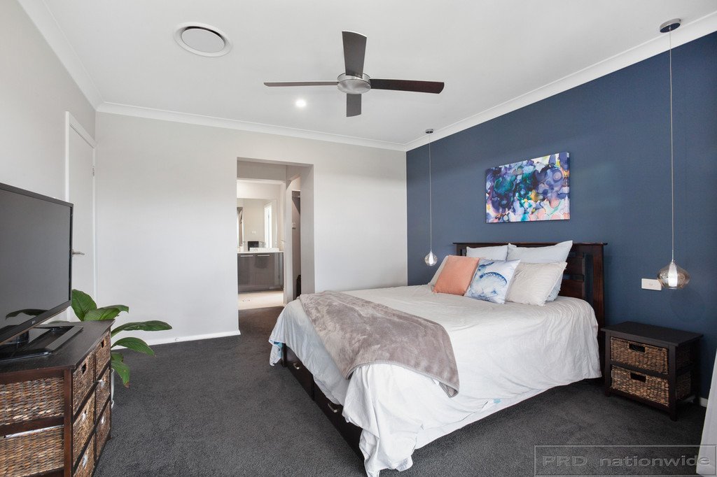 77 Radiant Avenue BOLWARRA HEIGHTS 19