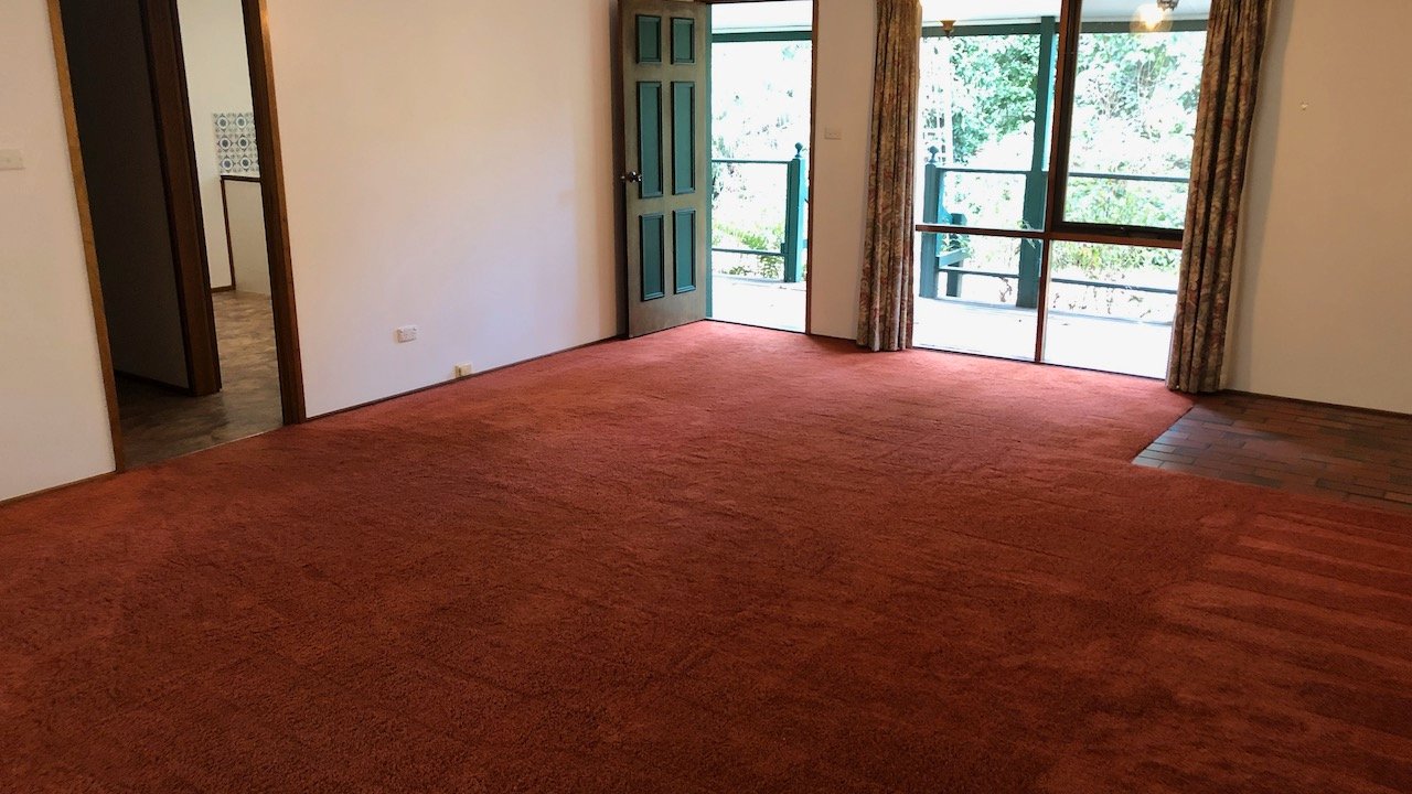 Real Estate and Property in 77 Ryans Road, Woodend, VIC