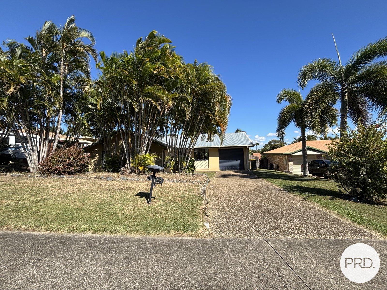 77 Slater Avenue BLACKS BEACH 1