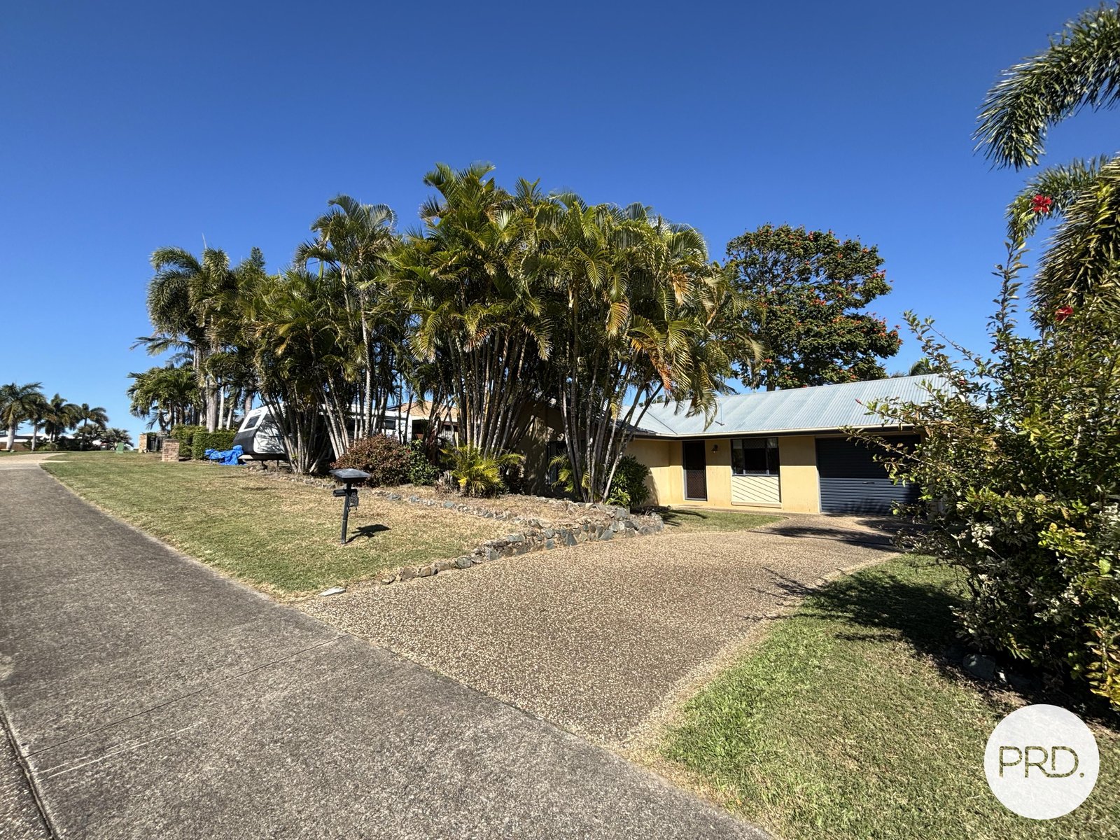 77 Slater Avenue BLACKS BEACH 2