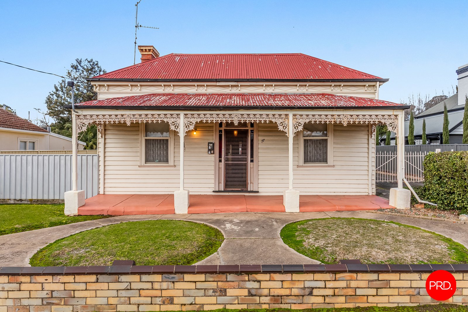 77 Sternberg Street KENNINGTON 1