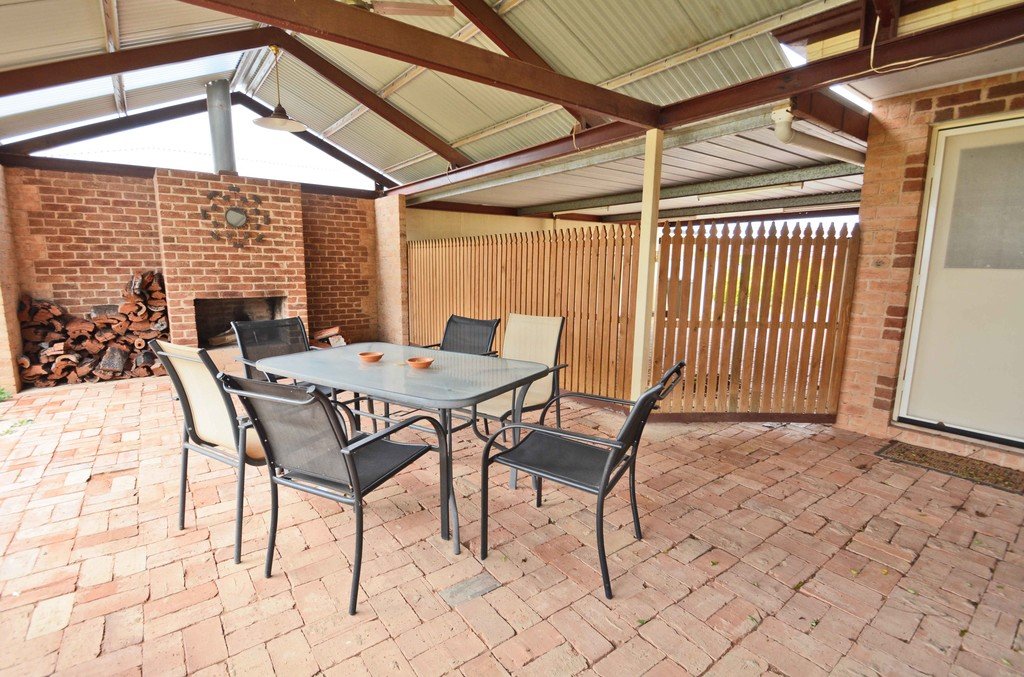77 Summer Drive BURONGA 8