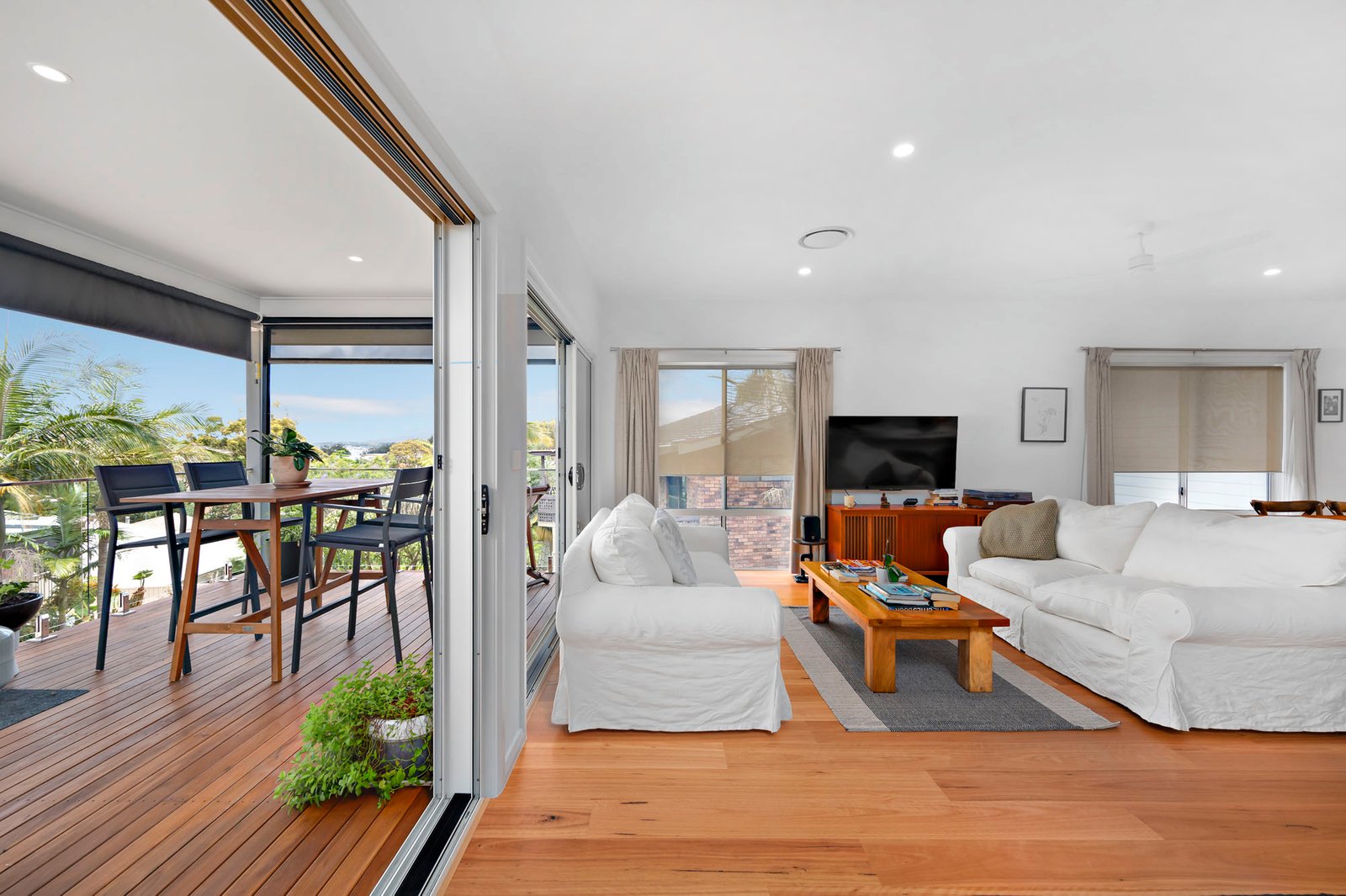 77 The Peninsula  CORLETTE 7