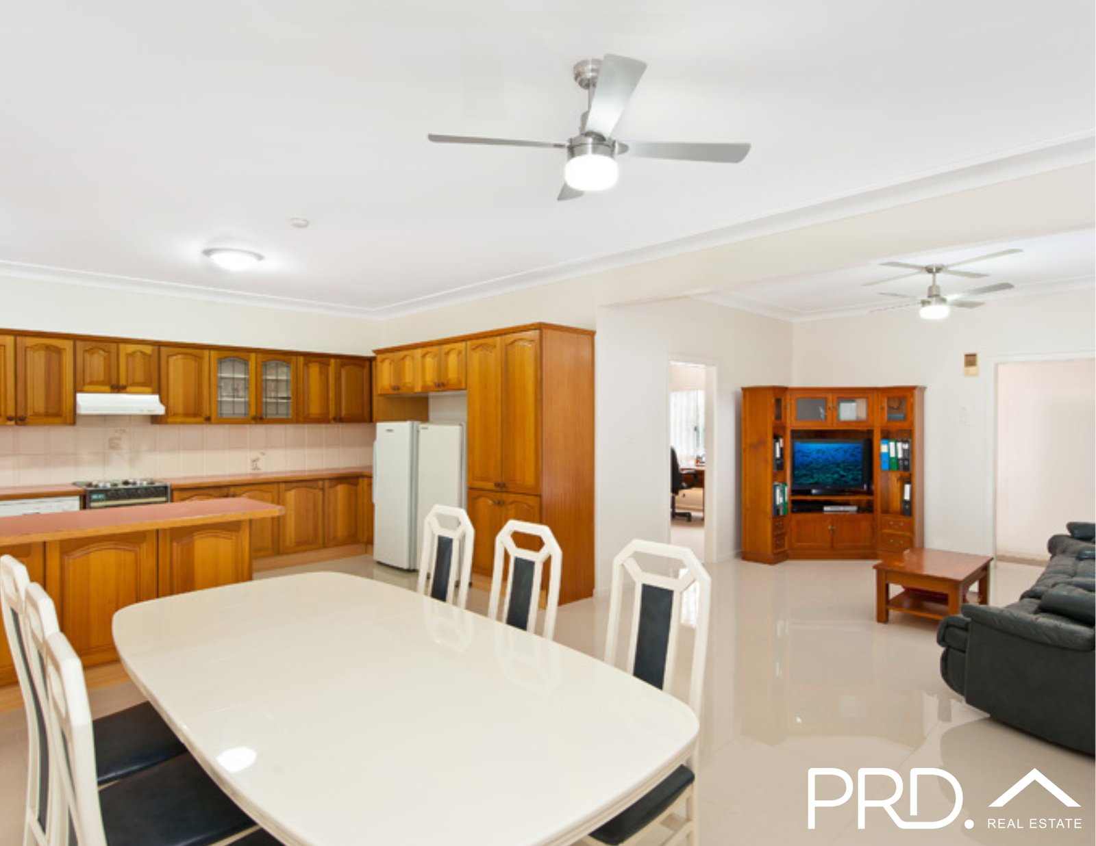 77 Thomas Street PICNIC POINT 5