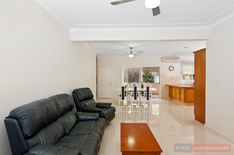 77 Thomas Street PICNIC POINT 2