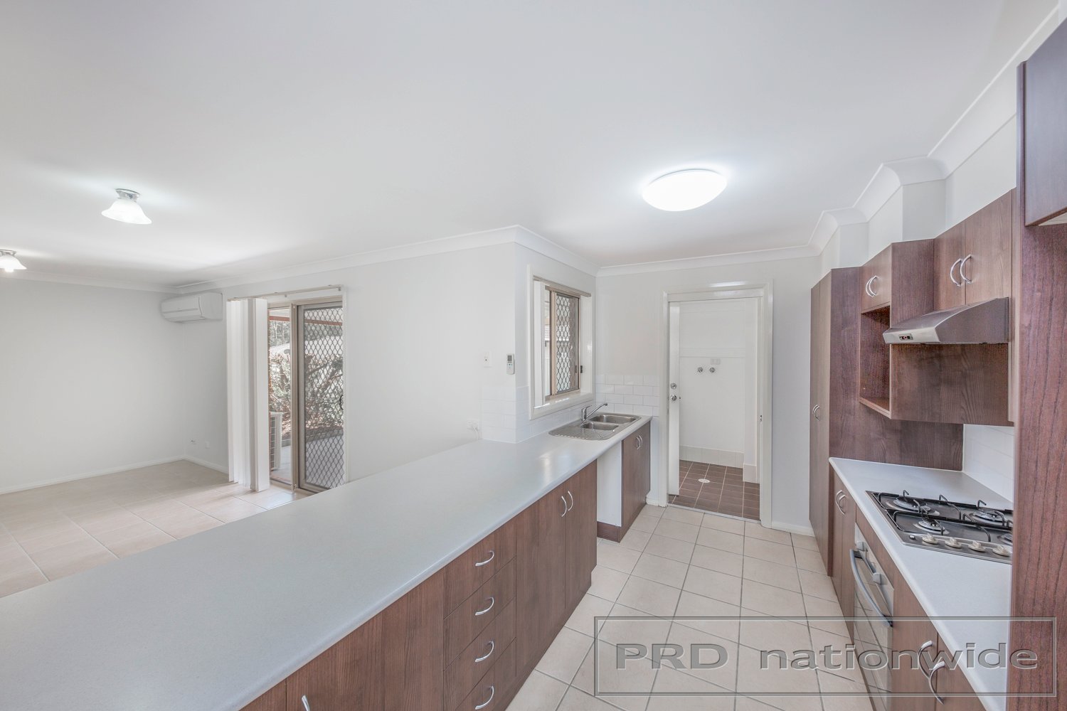 77 Worcester Drive EAST MAITLAND 2