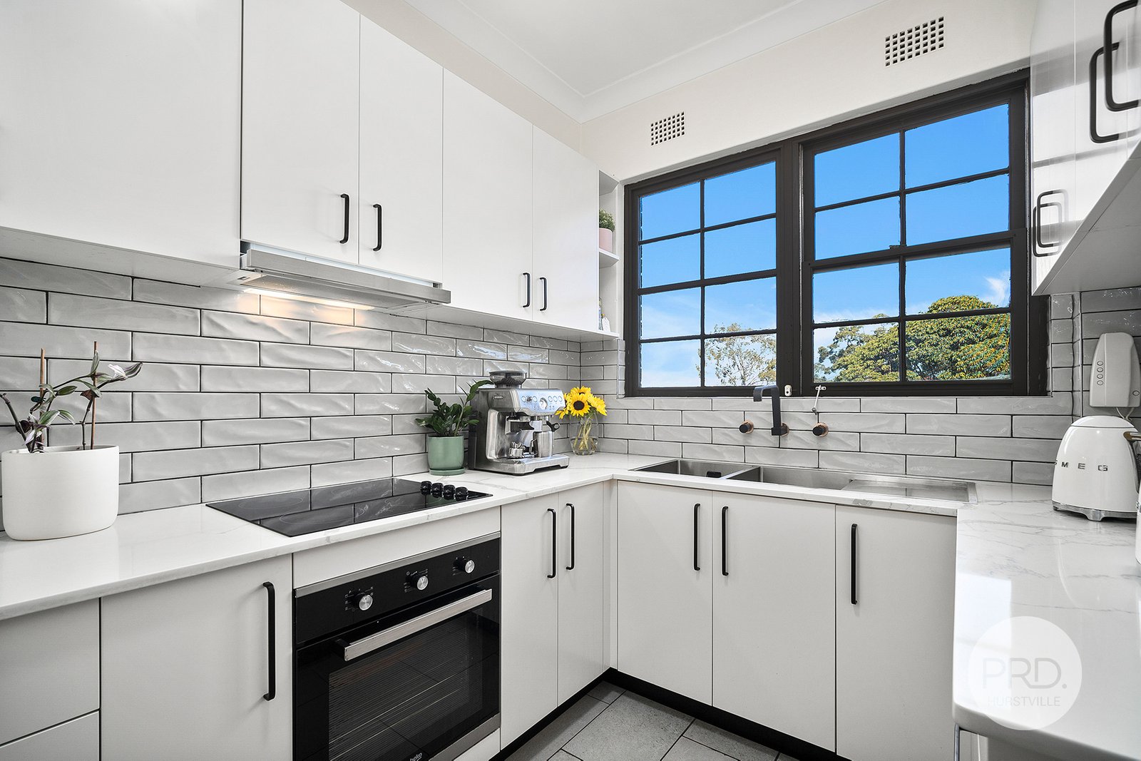 7/71 Woniora Road HURSTVILLE 3
