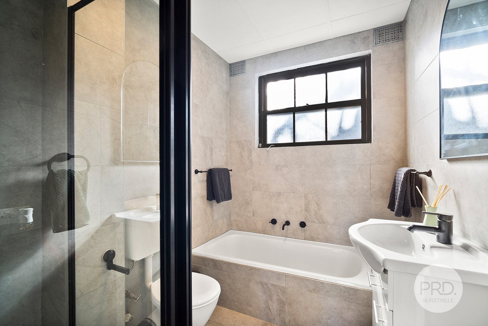 7/71 Woniora Road HURSTVILLE 7