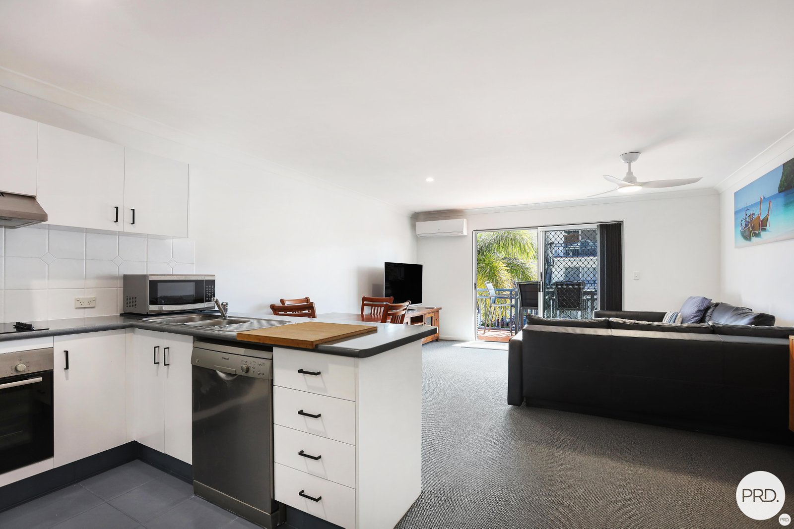 77/150 Marine Parade SOUTHPORT 4