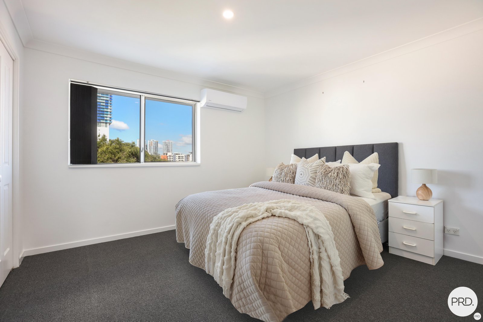 77/150 Marine Parade SOUTHPORT 7