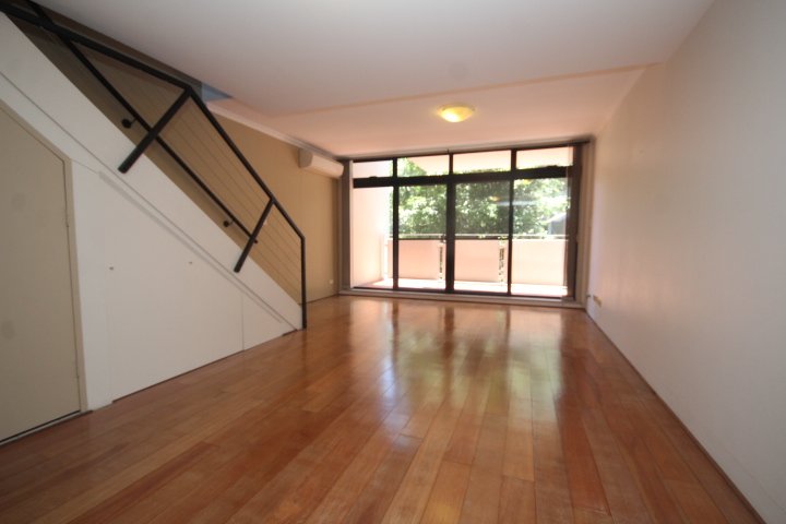 77/3-13 Erskenville Road NEWTOWN 3