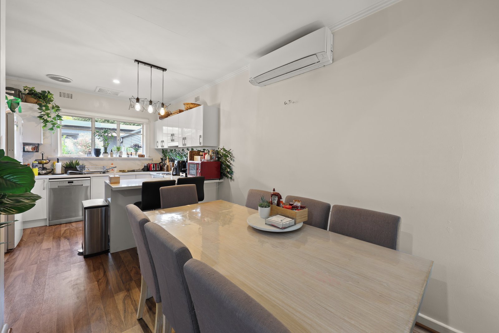 Gallery: 774 Whitehorse Road