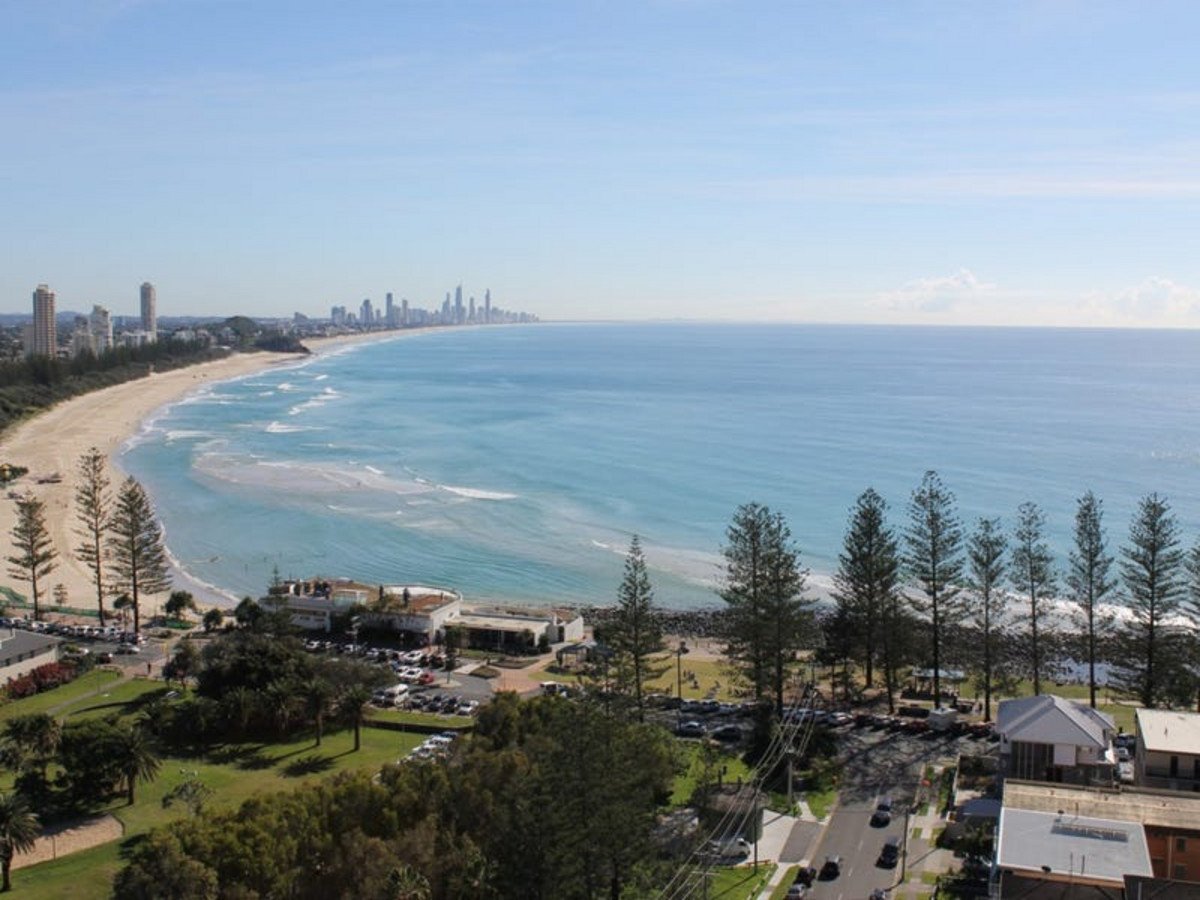 77/45 Hayle Street BURLEIGH HEADS 3