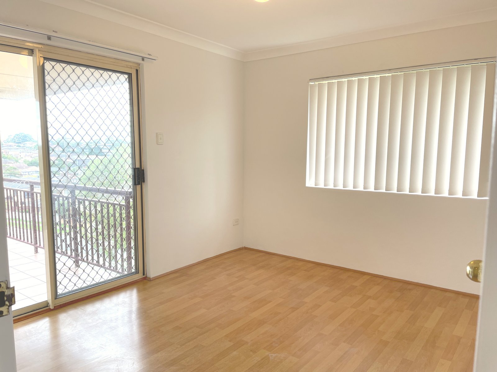 7/76-78 Queens Road HURSTVILLE 3