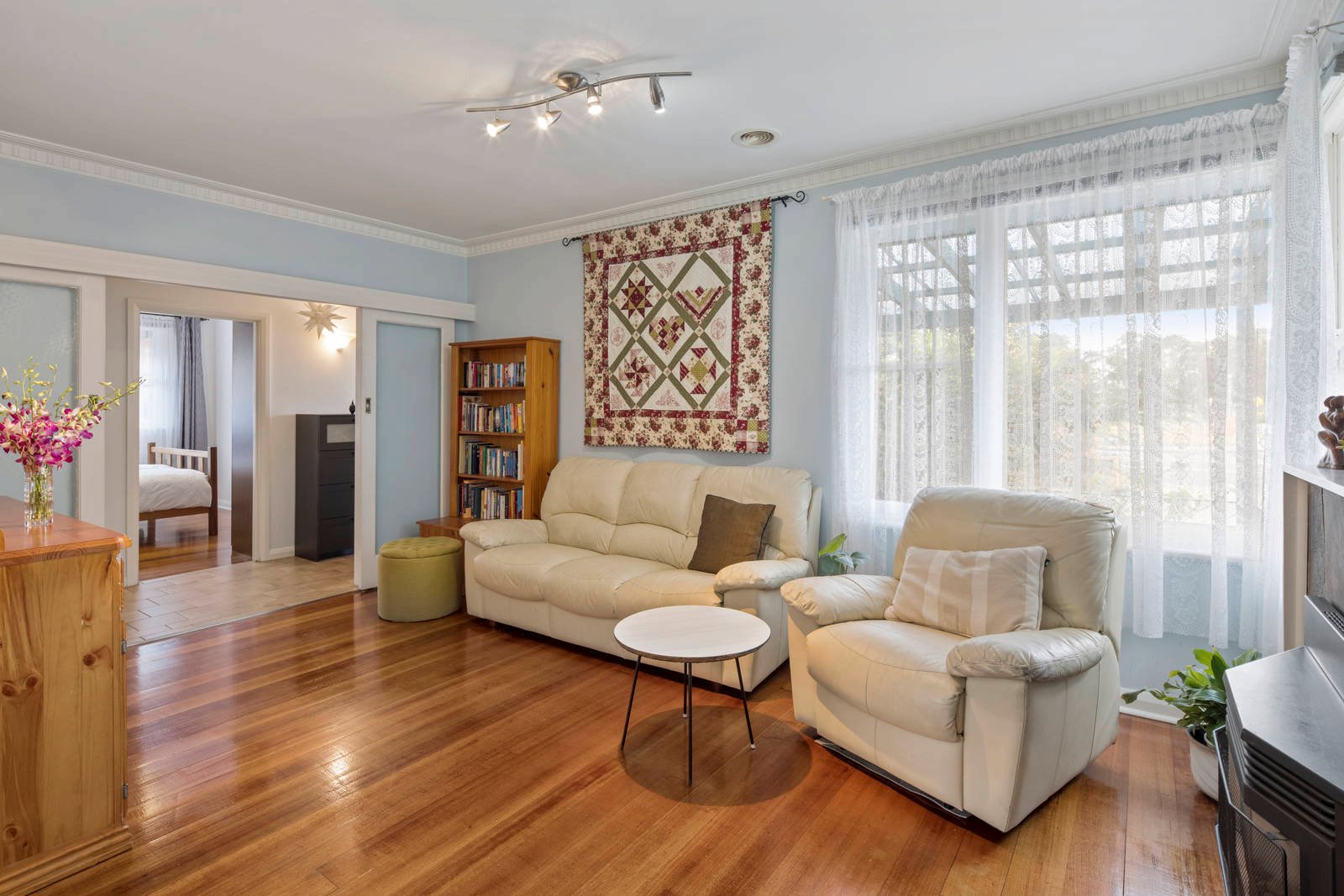 Gallery: 776 Centre Road