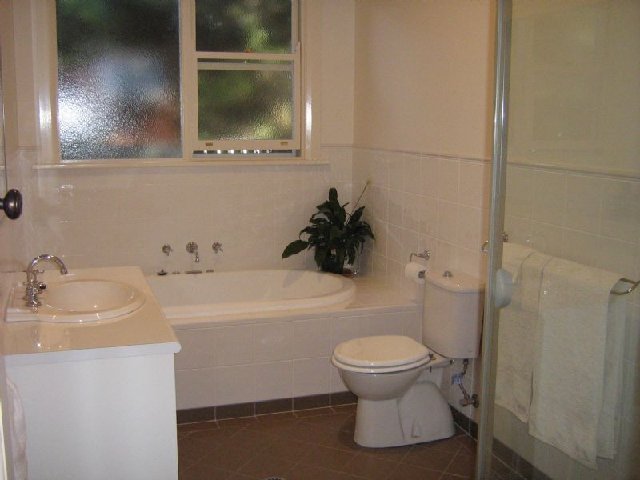 777 Frauenfelder Street NORTH ALBURY 6