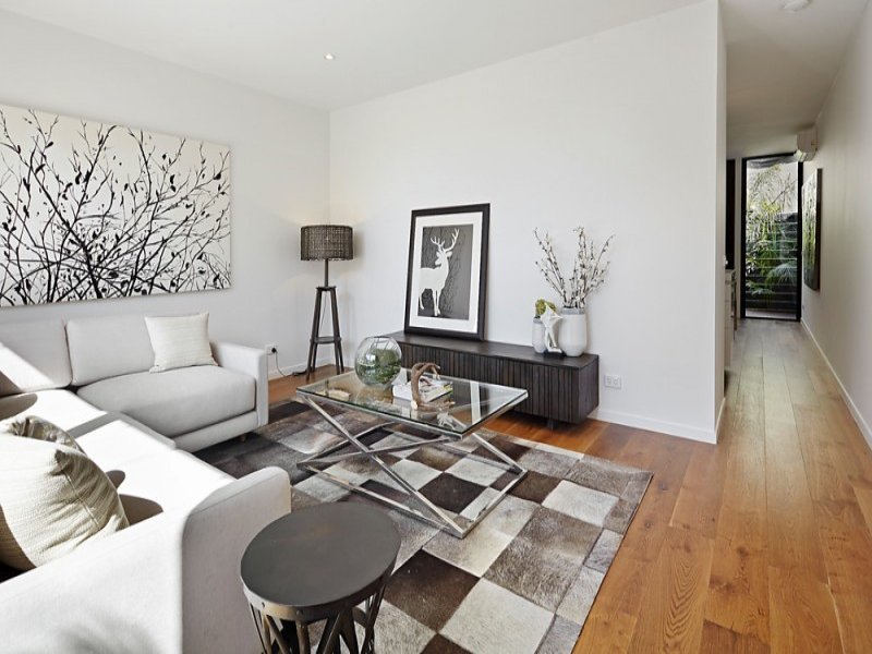 Gallery: 77A Barkly Street