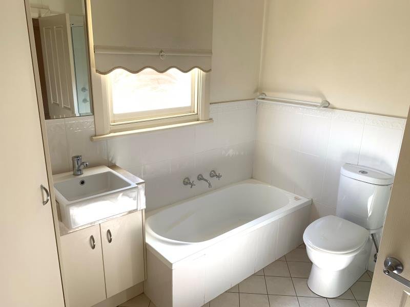 77a Belmore Street TAMWORTH 6