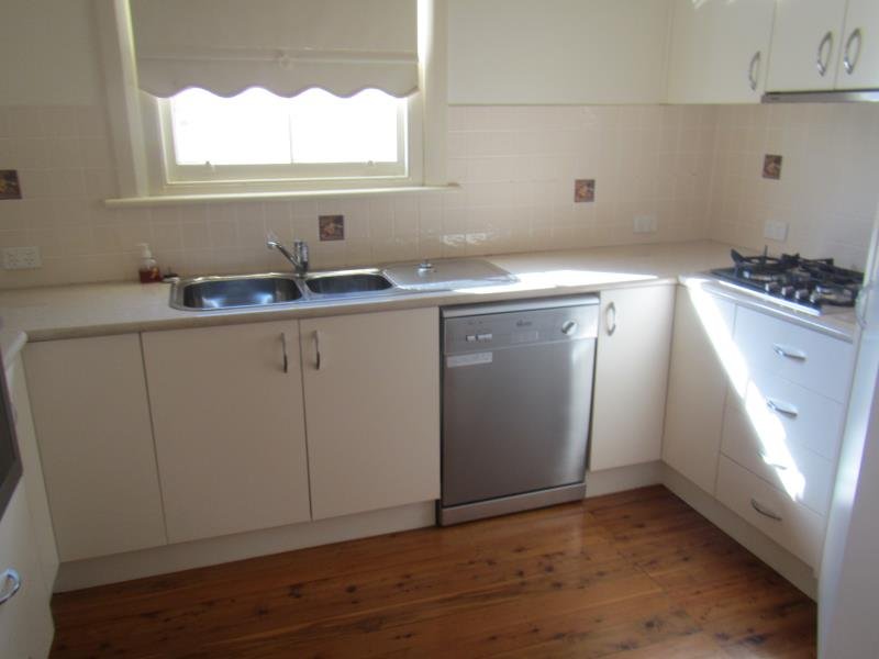 77a Belmore Street TAMWORTH 5