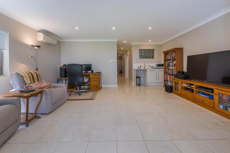 77a Kent Gardens SOLDIERS POINT 11
