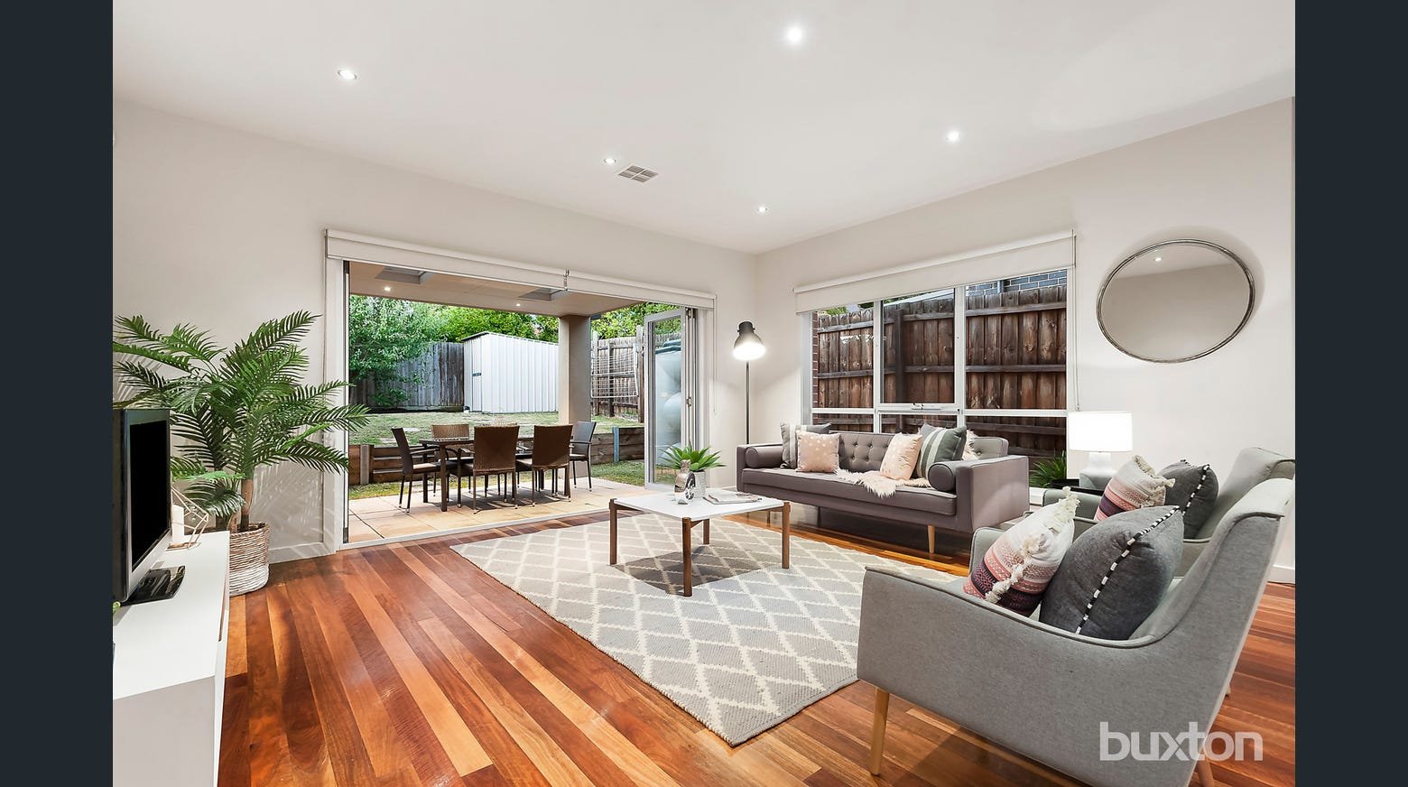 Gallery: 77B Fromer Street
