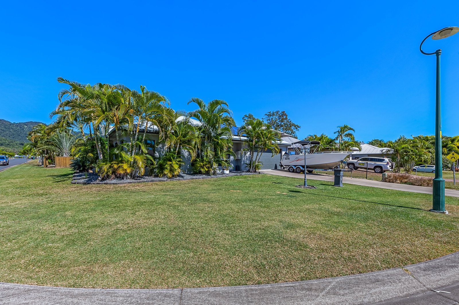 78 Abell Road CANNONVALE 16