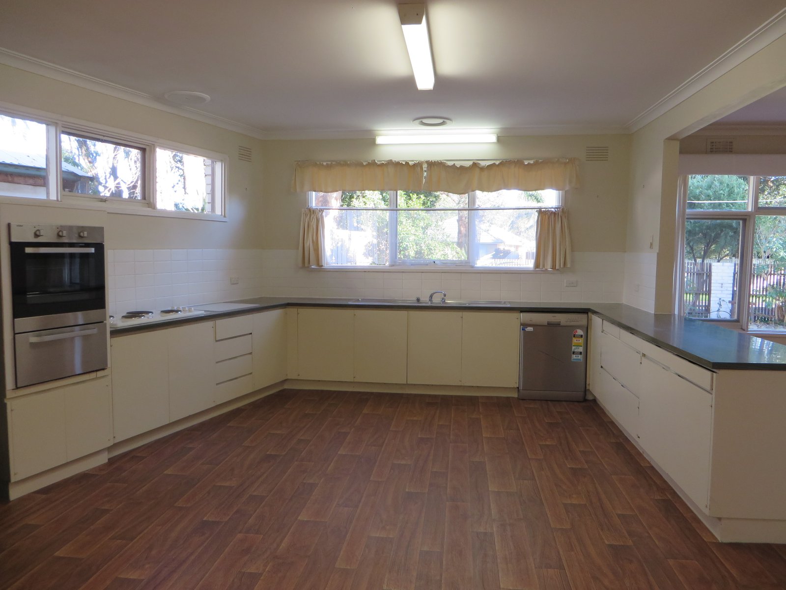 Gallery: 78 Albenca Street