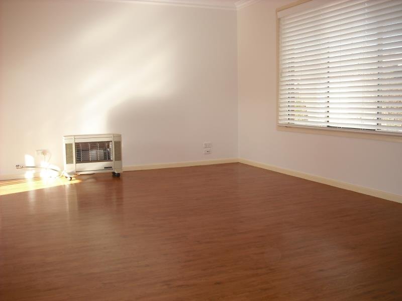 7/8 Bentley Place WAGGA WAGGA 2